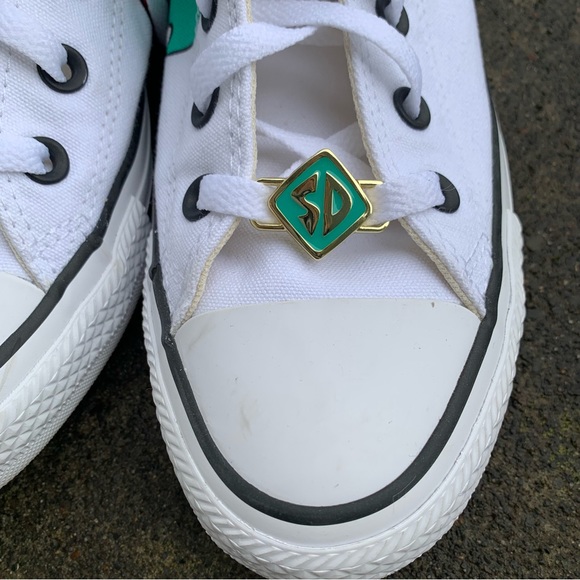 SOLD Converse x Scooby-Doo High Top Chuck Taylor Shoes // Collectible Character - Picture 5 of 9